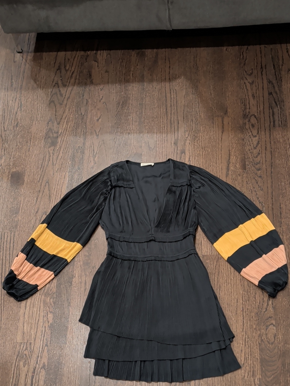 Ulla Johnson:  Tiered Mini With Balloon Sleeves!